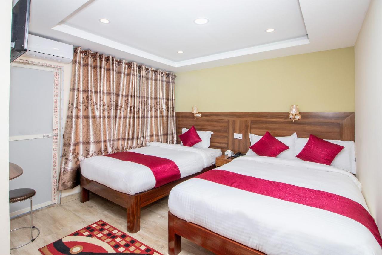 Hotel Royal Image Pokhara Ngoại thất bức ảnh