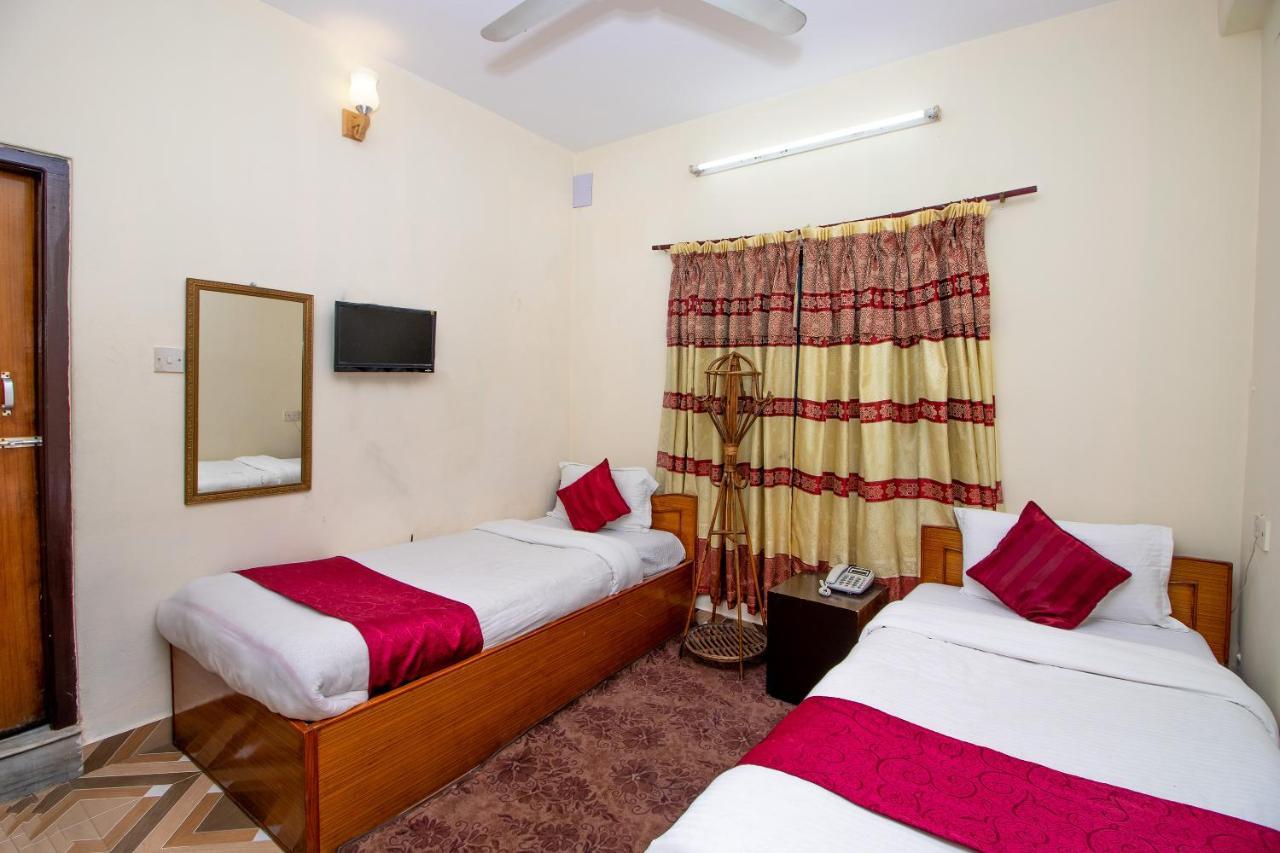 Hotel Royal Image Pokhara Ngoại thất bức ảnh